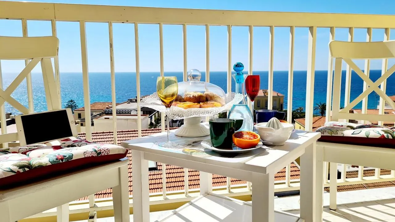 Attico Cerasella Con Incredibile Vista Mare In Pieno Centro E Posto Auto Apartamento Alghero 0*,  Itália